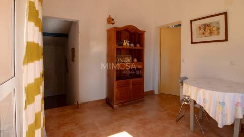 Quinta Típica Restaurada em Lagos – 2 Ha com Potencial Turístico