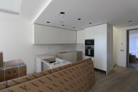 Novo Apartamento T1 com Vista para o Mar em Alvor