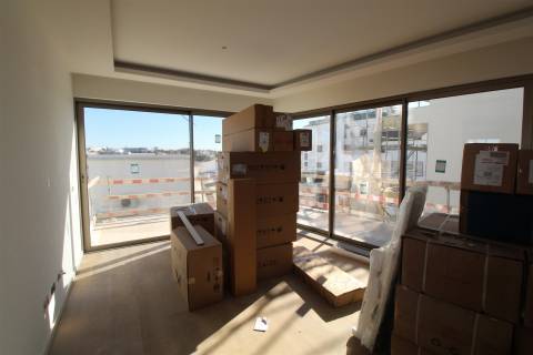 Novo Apartamento T1 com Vista para o Mar em Alvor