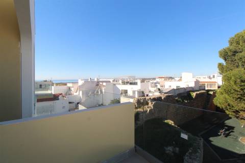Novo Apartamento T1 com Vista para o Mar em Alvor