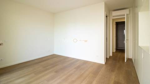 Novo Apartamento T2 com Vista para o Mar em Alvor