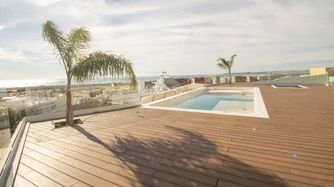 Novo Apartamento T2 com Vista para o Mar em Alvor