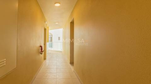 Novo Apartamento T2 com Vista para o Mar em Alvor