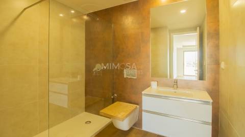 Novo Apartamento T3 com Vista para o Mar em Alvor