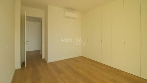 Novo Apartamento T3 com Vista para o Mar em Alvor