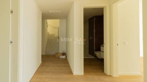 Novo Apartamento T3 com Vista para o Mar em Alvor