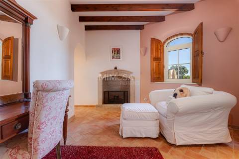 Magnífica Villa Senhorial com Vista Mar e Jardins Paisagísticos