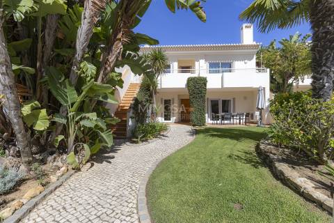 Apartamento T3 a 500 metros da Praia de Porto Mós, Lagos