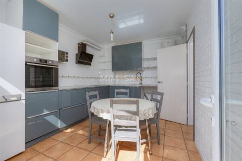 Apartamento T3 a 500 metros da Praia de Porto Mós, Lagos