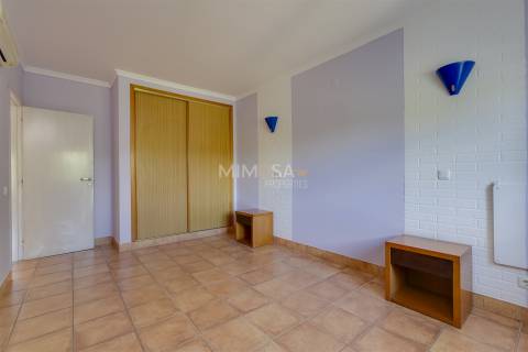 Apartamento T3 a 500 metros da Praia de Porto Mós, Lagos