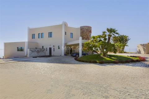 Propriedade com Ilha Privativa na Praia do Pinhão, Lagos