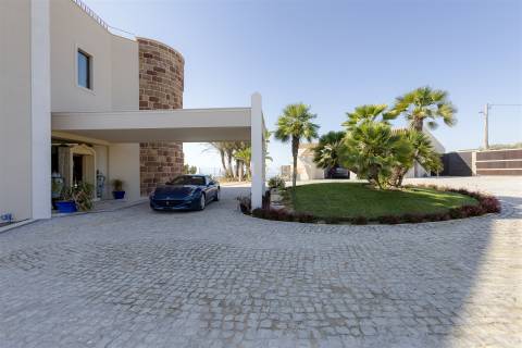 Propriedade com Ilha Privativa na Praia do Pinhão, Lagos