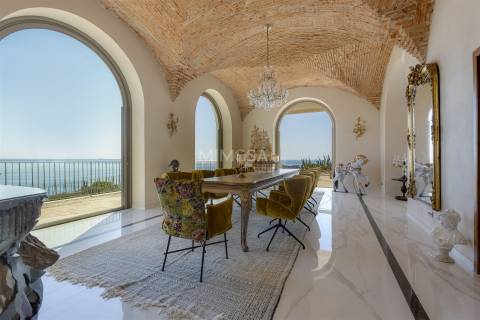 Propriedade com Ilha Privativa na Praia do Pinhão, Lagos