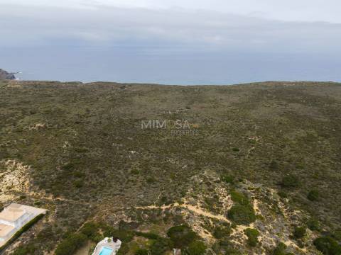Terreno Urbano no Espartal e a poucos minutos da Praia