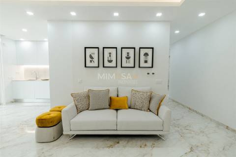 Apartamento T2 com piscina em fase de construção, em Lagos