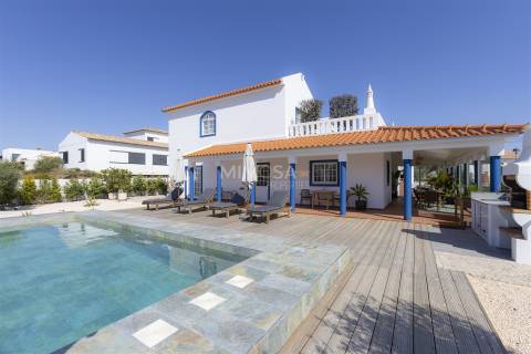 Espaçosa Moradia T5 na Carrapateira, Costa Vicentina