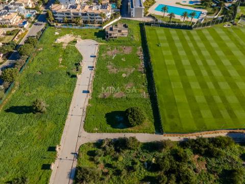 Lotes urbanos junto à Ponta da Piedade e Praia do Porto de Mós