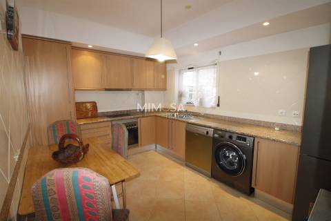 Apartamento T1 no Rés-do-Chão com Jardim e Piscina – Praia da Luz