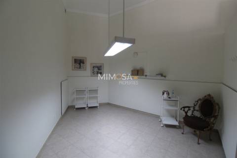 Loja  Venda em Lagos (São Sebastião e Santa Maria),Lagos