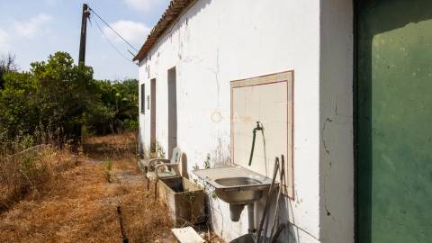Quinta com 6 hectares e Vista Panorâmica – Lagos, Algarve