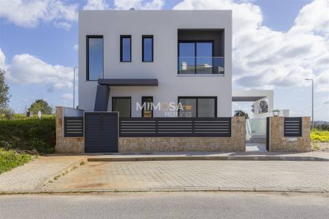 Moradia T4 Venda em Mexilhoeira Grande,Portimão