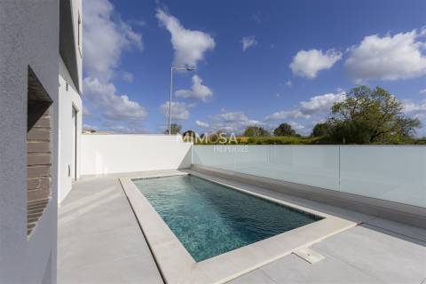 Moradia T4 Venda em Mexilhoeira Grande,Portimão