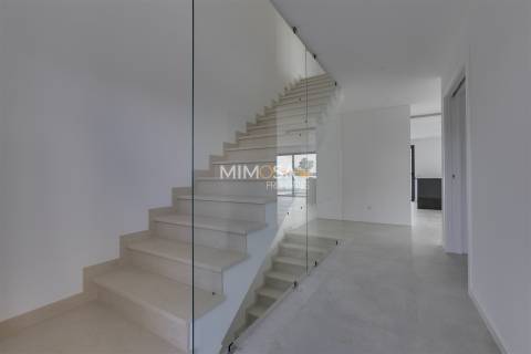 Moradia T4 Venda em Mexilhoeira Grande,Portimão