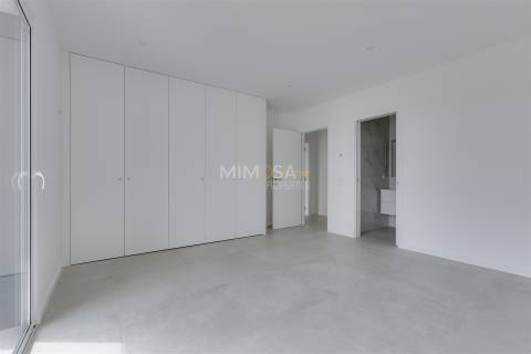 Moradia T4 Venda em Mexilhoeira Grande,Portimão