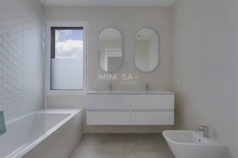 Moradia T4 Venda em Mexilhoeira Grande,Portimão