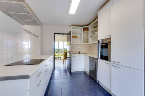 Moradia térrea com 2 quartos e vistas, Lagos