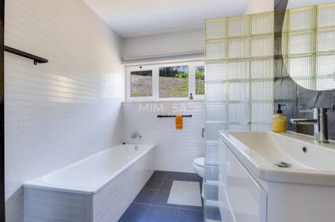 Moradia térrea com 2 quartos e vistas, Lagos