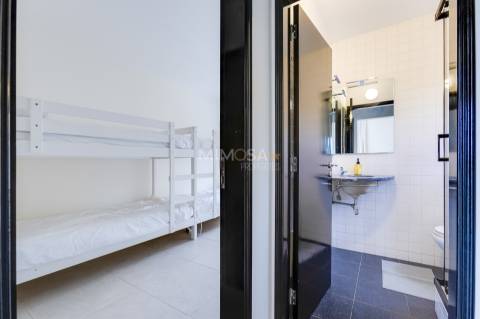 Moradia térrea com 2 quartos e vistas, Lagos