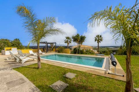 Moradia térrea com 2 quartos e vistas, Lagos