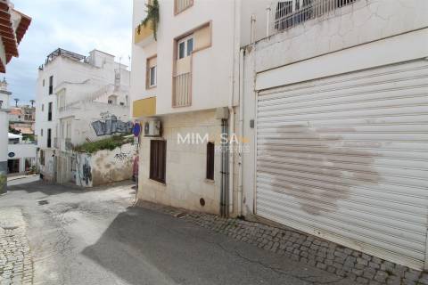 Loja com 78&#8239;m² pronto a utilizar no Centro Histórico de Lagos