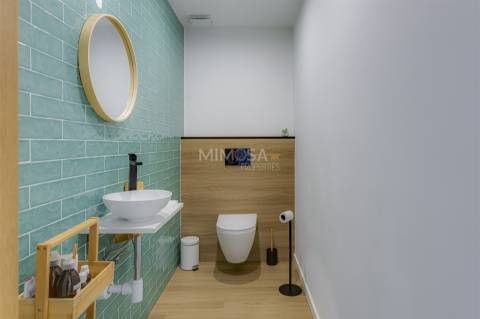 Moradia Contemporânea de Luxo T4 em Porto de Mós, Lagos