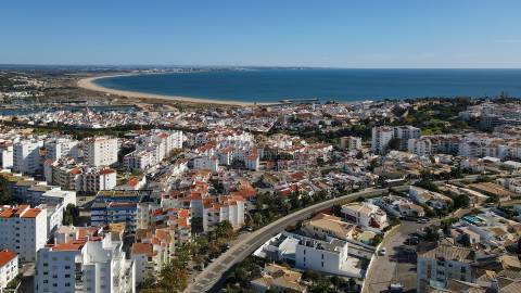 Moradia T1 Renovada com AL (Alojamento Local) em Lagos