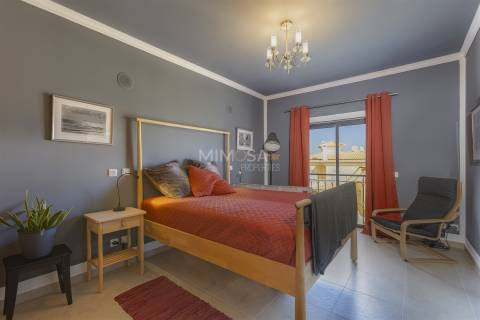 Apartamento T3 a 2 minutos da Praia de Porto de Mós, Lagos