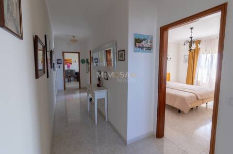 Apartamento T2, com vista mar em Alvor