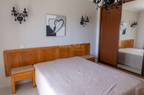 Apartamento T2, com vista mar em Alvor