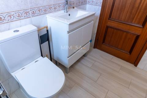 Apartamento T2, com vista mar em Alvor