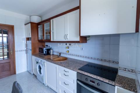 Apartamento T2, com vista mar em Alvor
