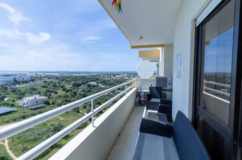 Apartamento T2, com vista mar em Alvor