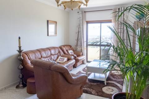 Apartamento T2, com vista mar em Alvor