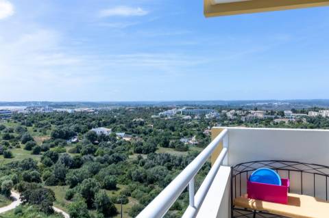 Apartamento T2, com vista mar em Alvor