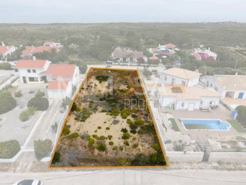 Terreno Urbano de 1.100 m² em Vale da Telha, Aljezur