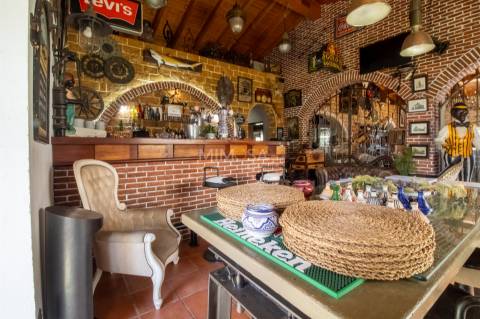 Oportunidade Negocio: Restaurante com Propriedade em Aljezur