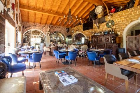 Oportunidade Negocio: Restaurante com Propriedade em Aljezur