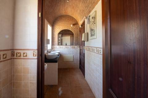 Oportunidade Negocio: Restaurante com Propriedade em Aljezur