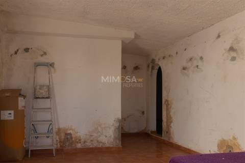 Moradia T3 com Potencial de Investimento, Raposeira, Vila do Bispo