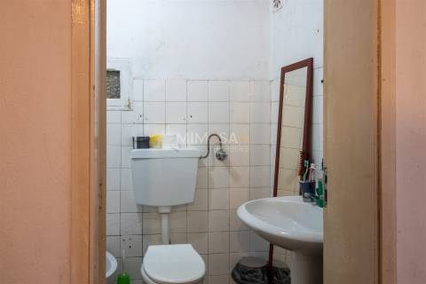 Moradia T3 com Potencial de Investimento, Raposeira, Vila do Bispo